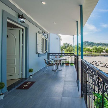 Dennis Tsilivi Houses & Studios By "Elite" Ngoại thất bức ảnh