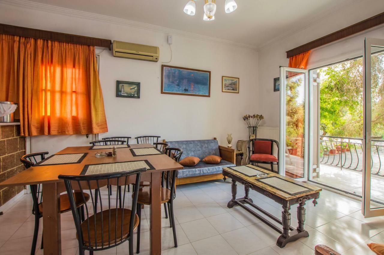 Dennis Tsilivi Houses & Studios By "Elite" Ngoại thất bức ảnh